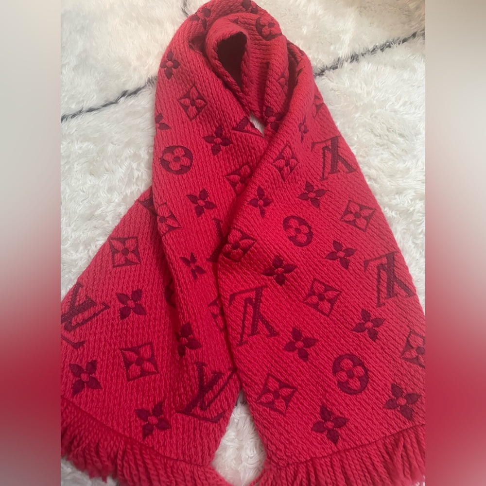 🛑SOLD🛑 Louis Vuitton Logomania Wool Scarf